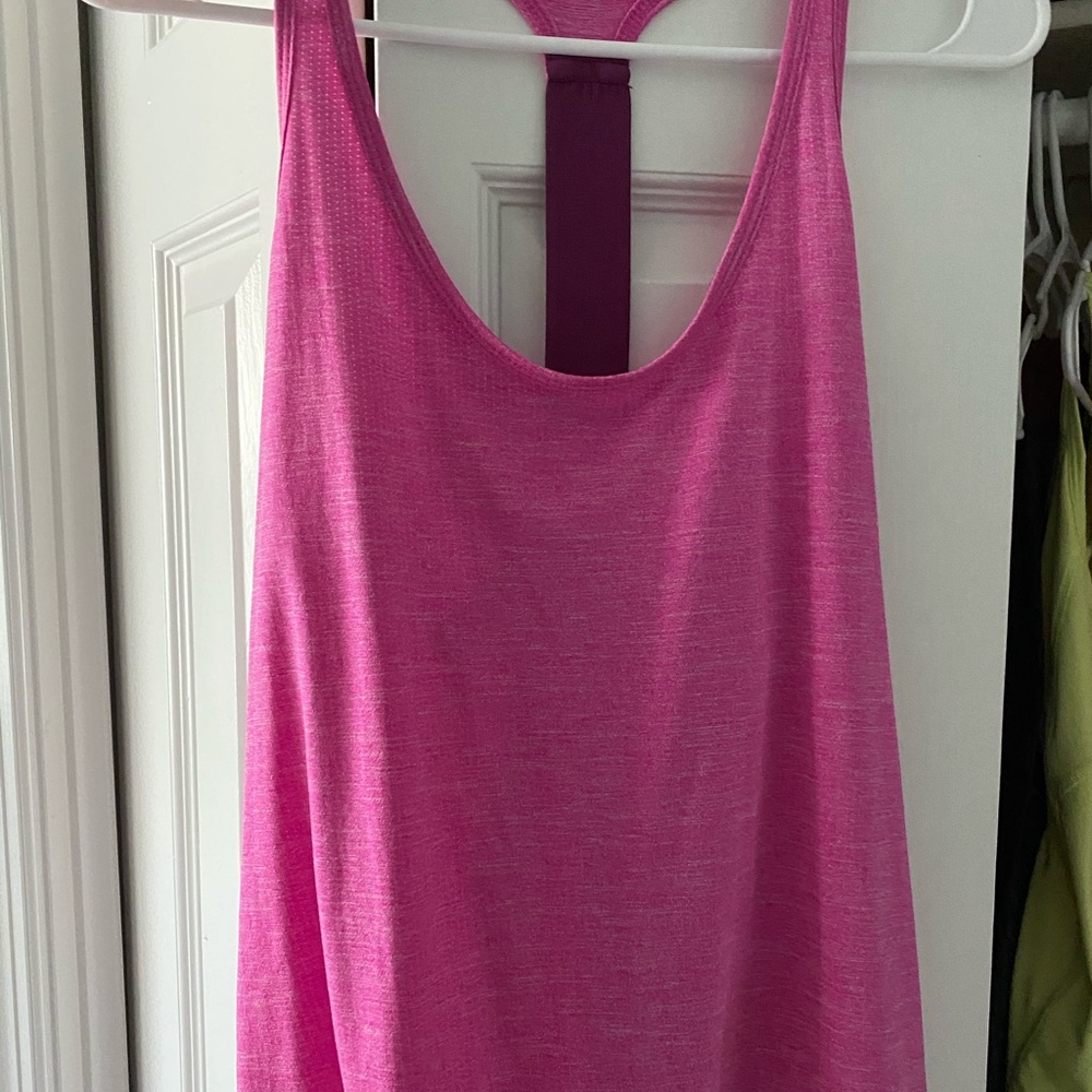 Tank top - Picture 1 of 1